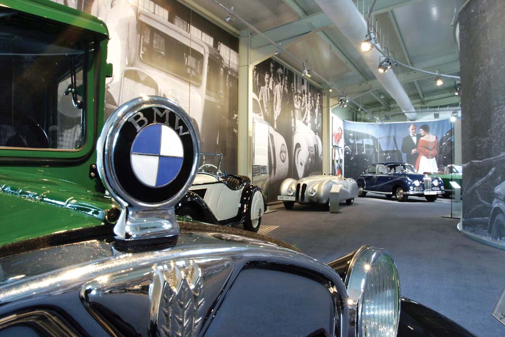 Name:  bmw museum13926pix1hires.jpg
Views: 3598
Size:  115.0 KB