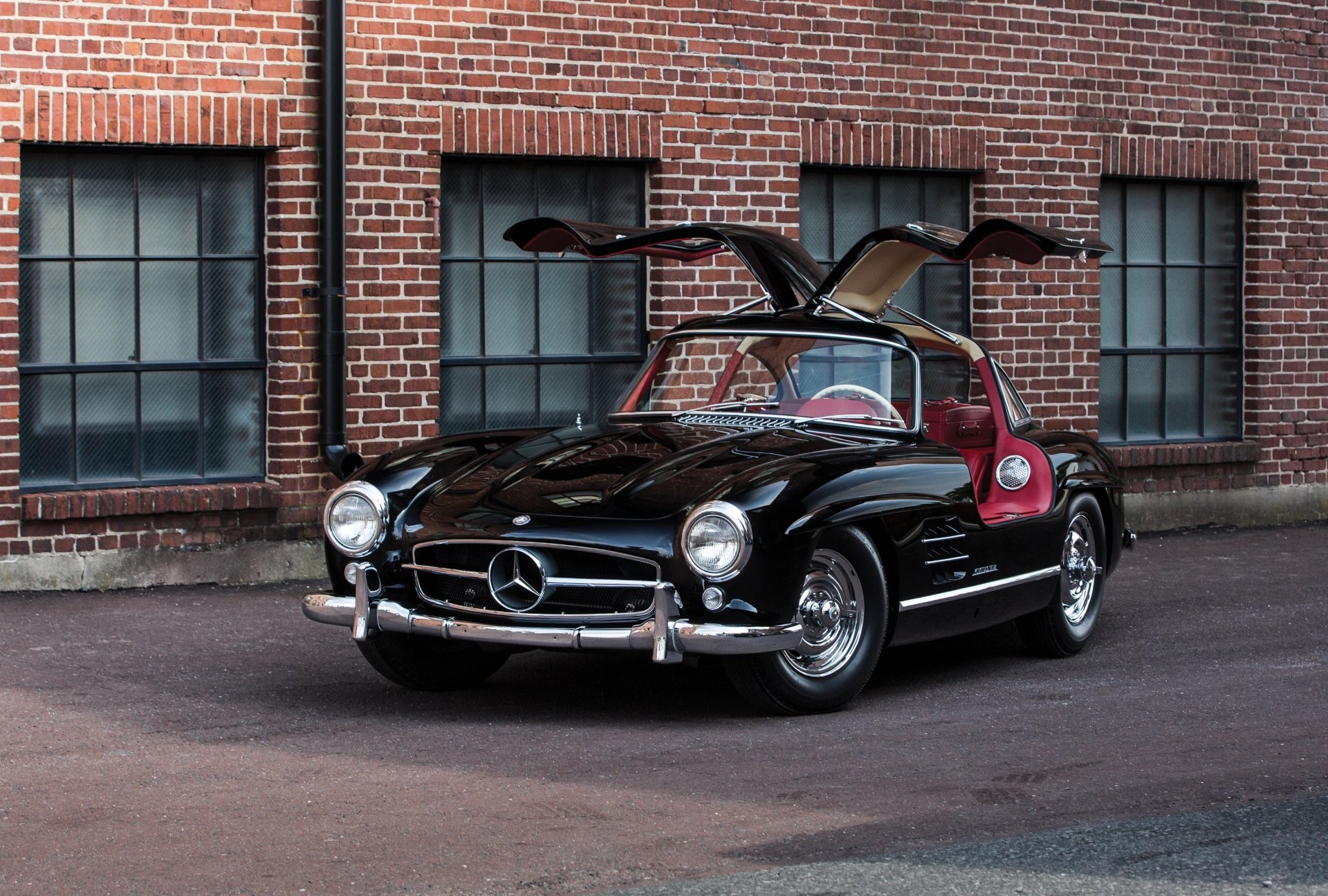 Name:  SL Gullwing.jpg
Views: 2261
Size:  560.7 KB