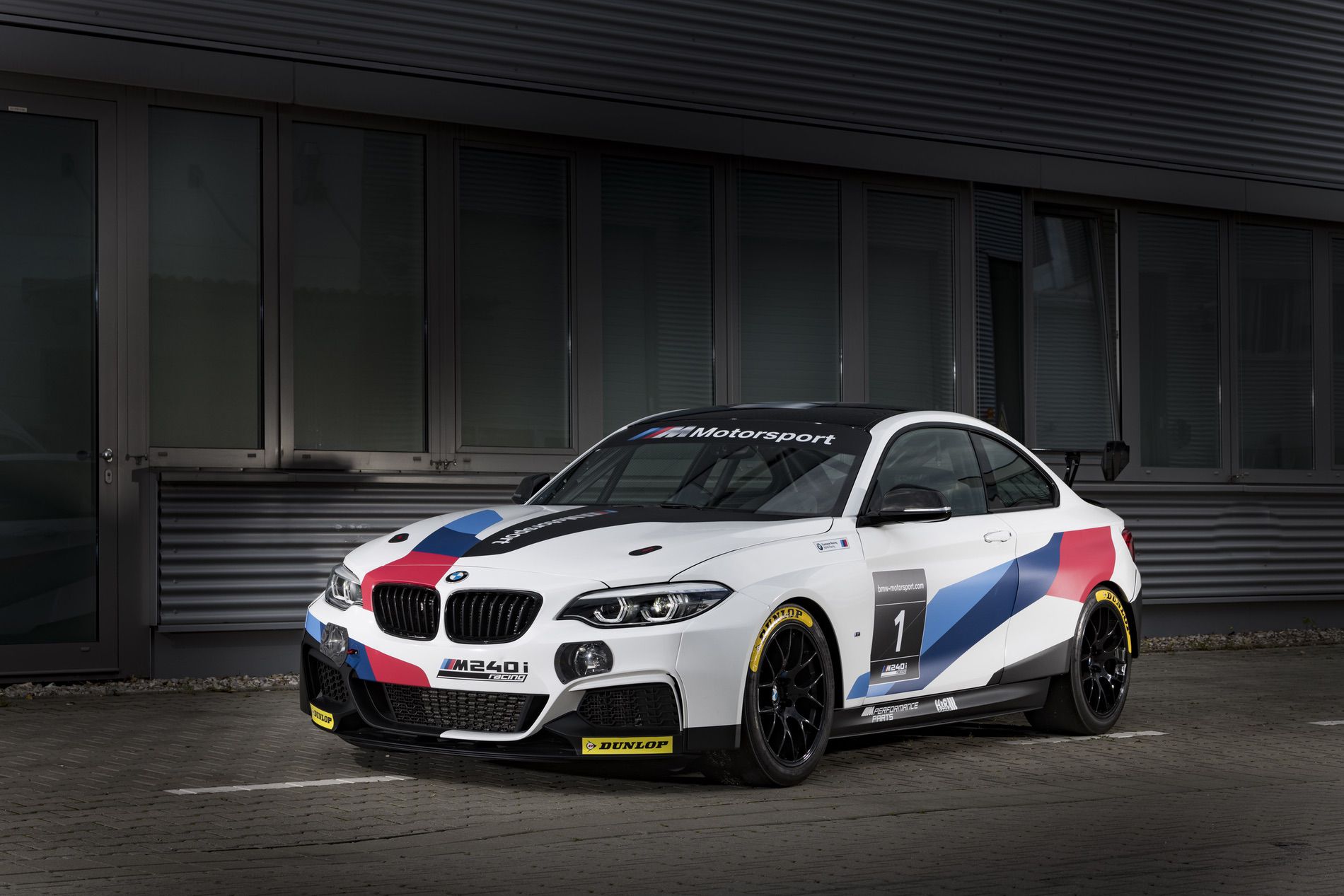 Name:  BMW-M240i-Racing-Car-04.jpg
Views: 11171
Size:  236.9 KB