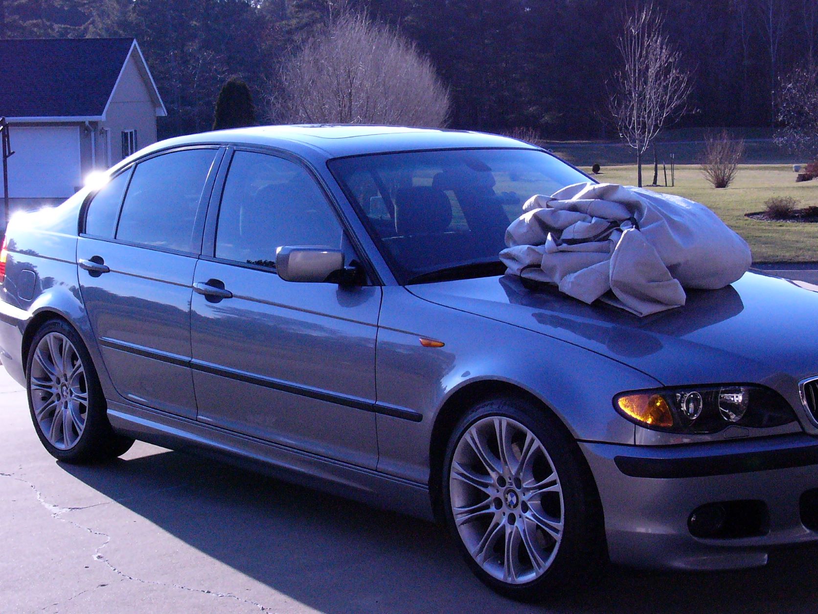 Name:  bmw330izhp.JPG
Views: 1003
Size:  359.3 KB