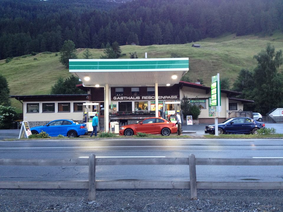 Name:  Stelvio getting fuel.jpg
Views: 1064
Size:  132.9 KB