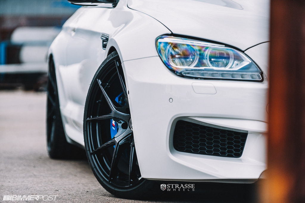 Name:  carbonfiberwheels-m6-bimmerpost5.jpg
Views: 10787
Size:  165.3 KB