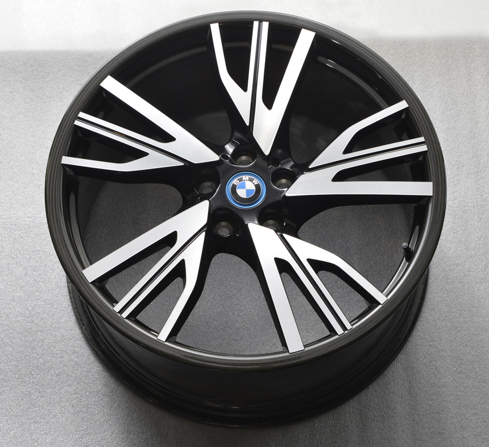 Name:  bmw-carbonfiber-wheel3.jpg
Views: 21089
Size:  270.4 KB